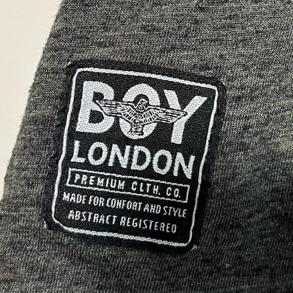 Boy London Gray & Black Logo Graphic T-Shirt - Pit to Pit 21.5” - Picture 6 of 12